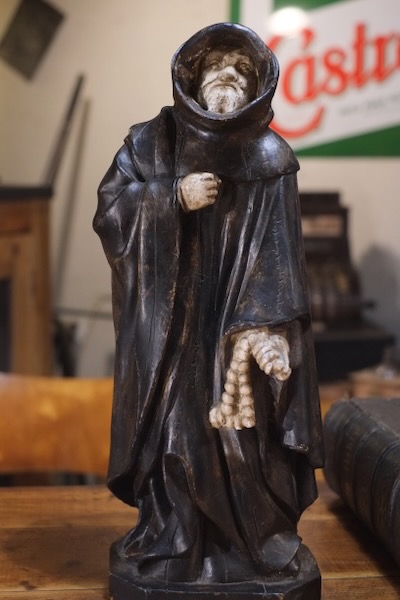 statut brocante moine 19iemes siecle